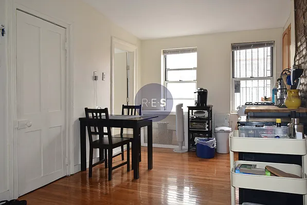 Rented by RES New York | media 35