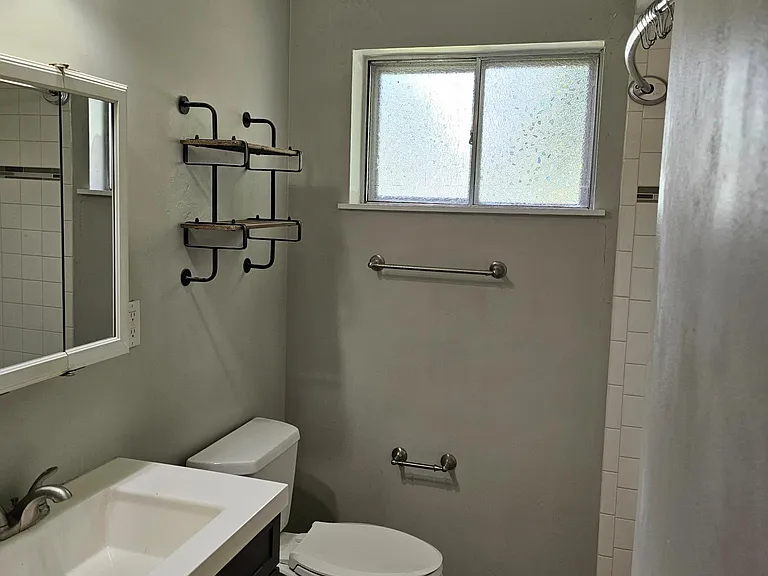 11 Beverly Dr — Photo 5