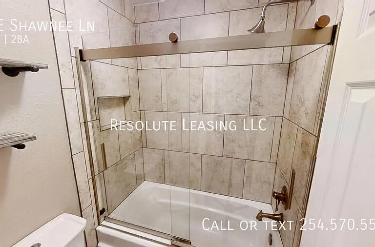 8 E Shawnee Ln — Photo 14