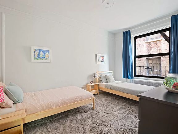 5th image of 109 Seaman Ave APT 3H