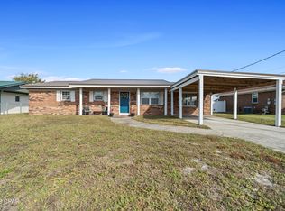 5213 Collins Dr, Panama City, FL 32404