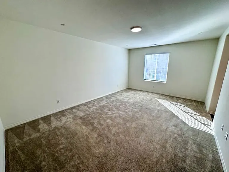 24139 Dolcetto Ave — Photo 9