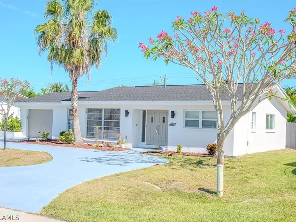2249 Dover Ave, Fort Myers, FL 33907