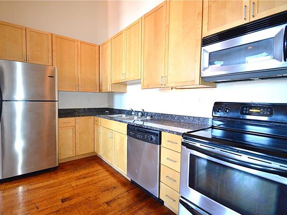 4th image of 589 Atwells Ave Ste 3J