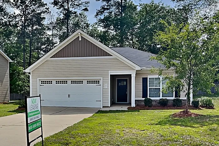 302 Crooked Pine Ct — Photo 1