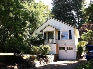 9544 Sand Point Way NE, Seattle, WA 98115