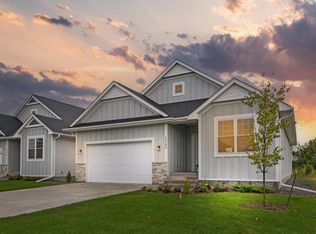 12580 Masters Ln, Lindstrom, MN 55045