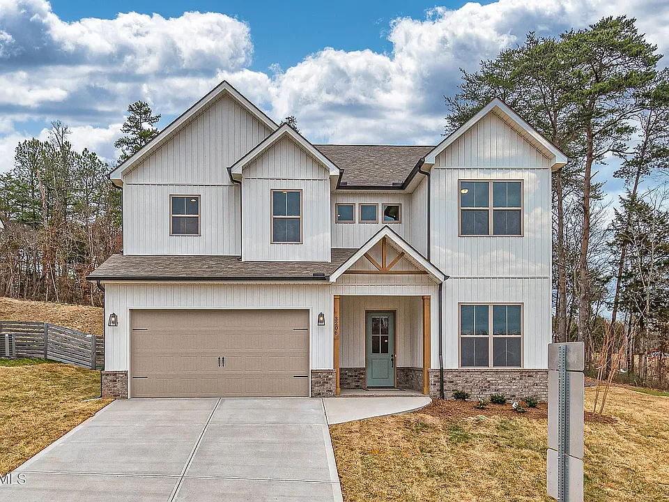3206 Denver Ln