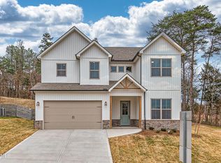 3206 Denver Ln, Knoxville, TN 37931