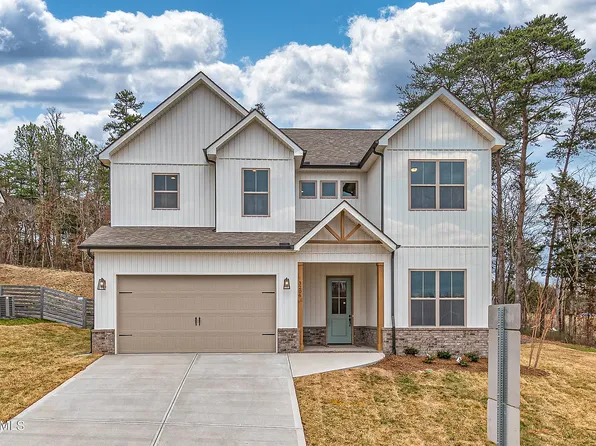 3206 Denver Ln, Knoxville, TN 37931