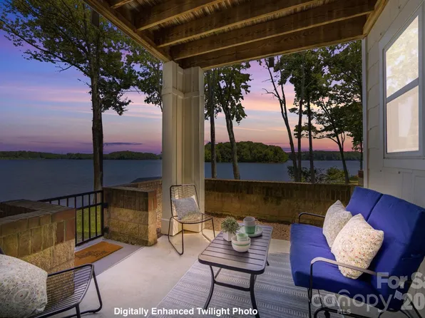 915 Northeast Dr Unit 4, Davidson, NC 28036