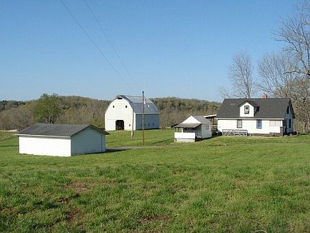 3rd image of 22945 Highway 7 S