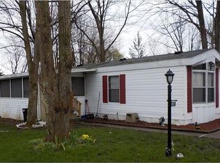 8227 Willow Gln, Erie, PA