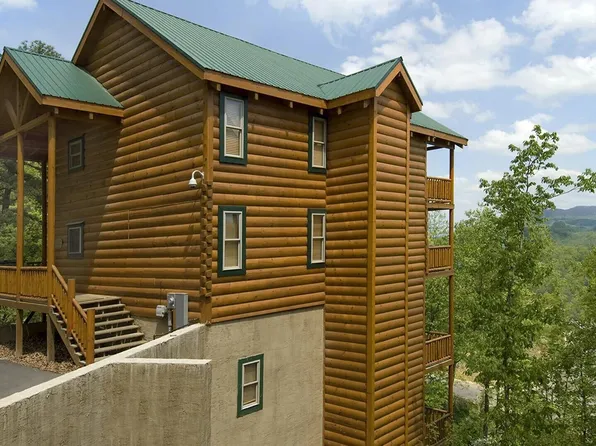 4731 Nottingham Heights Way, Pigeon Forge, TN 37863