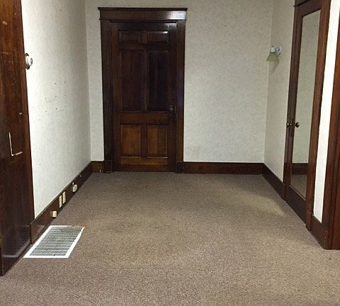 5th image of 311 E Union Ave