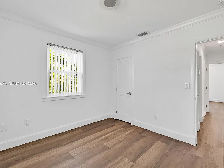 180 Carlisle Dr — Photo 19