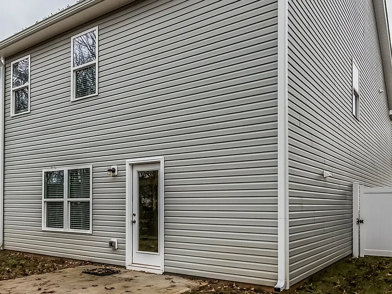 504 Hillcrest Cir — Photo 18