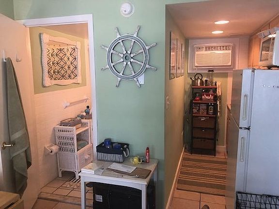 4th image of 8401 Atlantic Ave #314