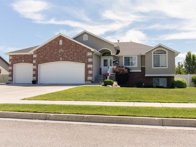 2344 N 3000 W, Clinton, UT, 84015