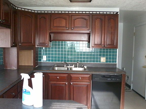 5th image of 316 Marjorie Ave