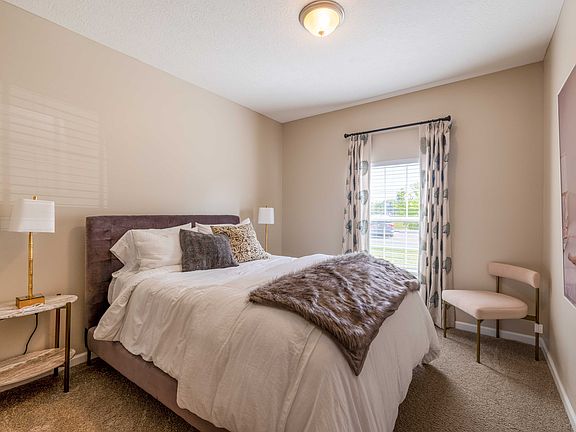 4th image of 7405 Long Rd #5-301