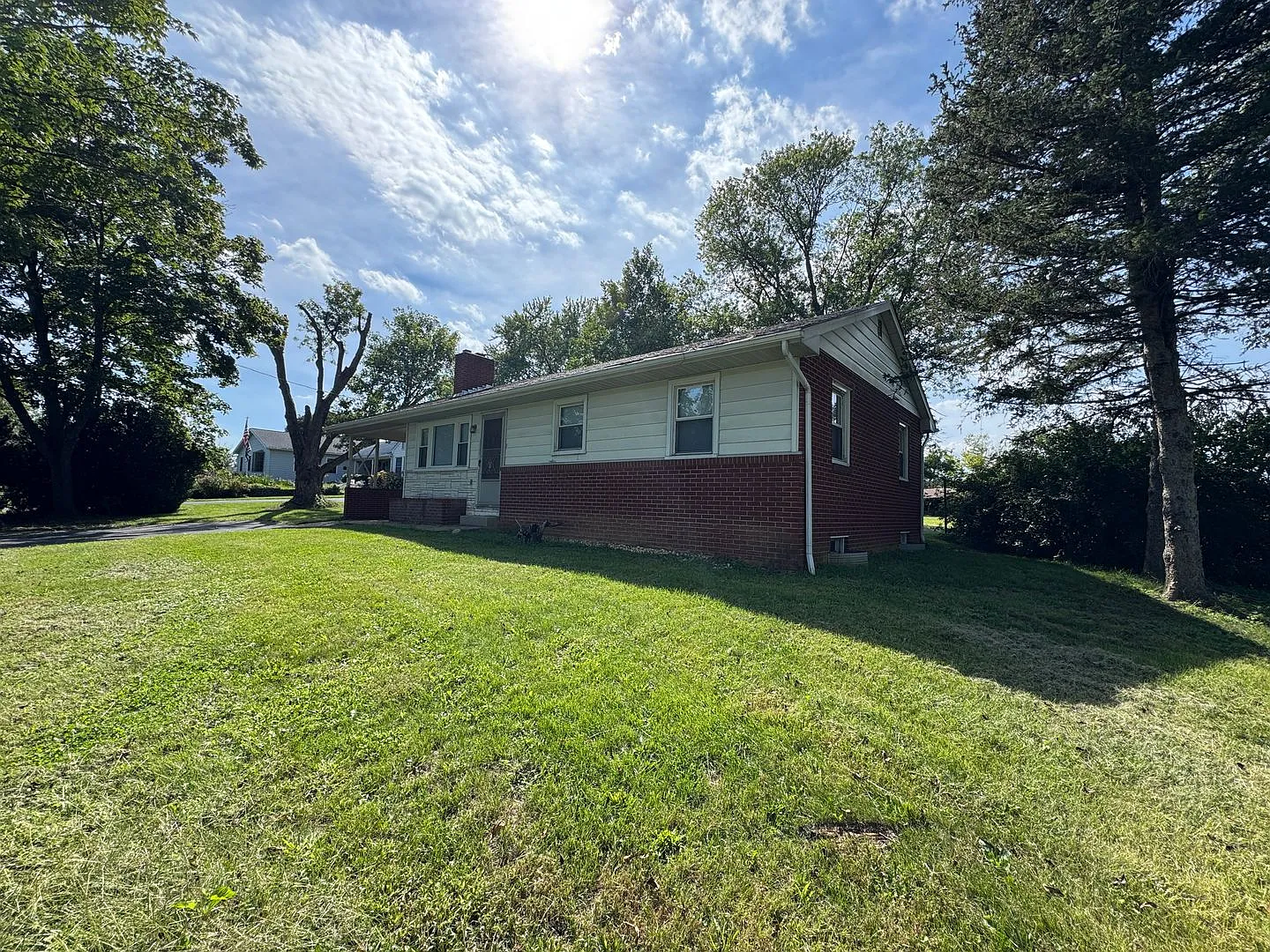 Charming Move-In-Ready Ranch Home in Broadway, VA — Photo 2