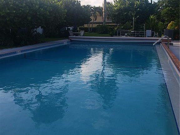 3rd image of 2064 Alamanda Dr APT 26