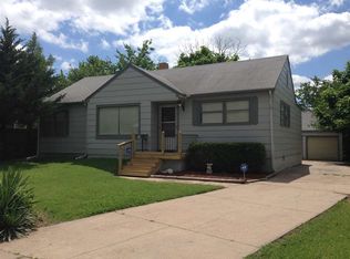 945 N Old Manor Rd, Wichita, KS 67208