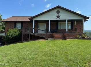 1456 Osbornes Gap Rd, Clintwood, VA 24228