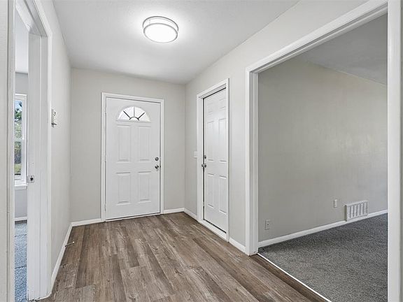 3rd image of 8209 NW 28th St