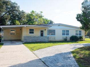 6887 Snow White Dr, Jacksonville, FL 32210