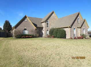 1726 Lindsey Ln, Southaven, MS 38672