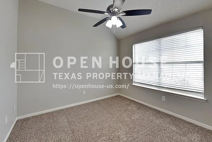 906 Carnegie Ct — Photo 15