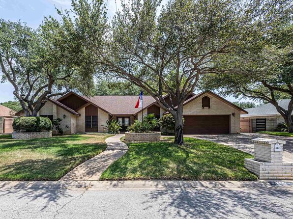 805 Widener Ln, Laredo, TX 78041