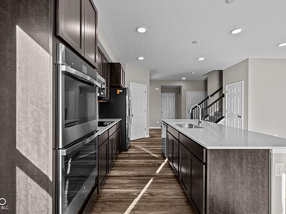 4th image of 5519 Aspen Wood Ln