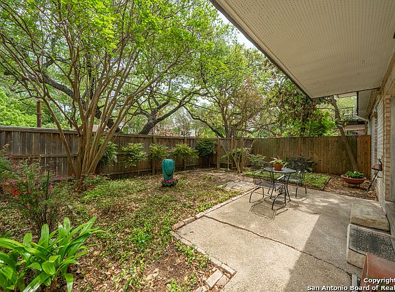 4th image of 1045 Shook Ave #104A