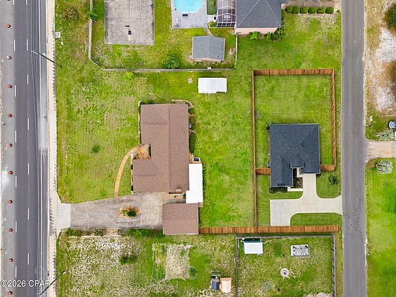 3rd image of 2220 Saint Andrews Blvd