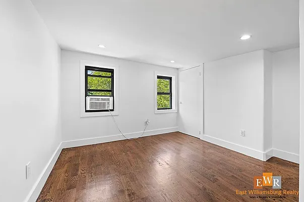 Rented by East Williamsburg Realty Inc | media 7