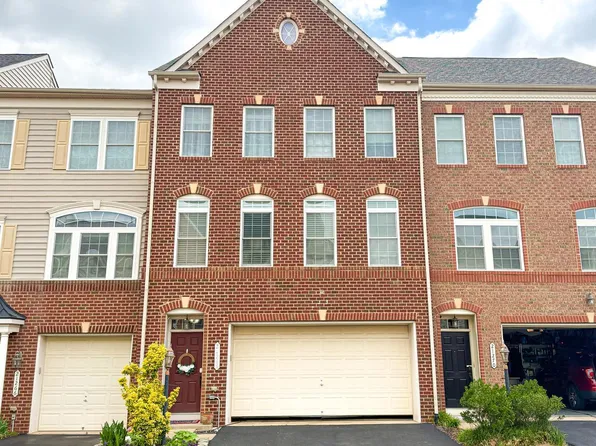 21268 Park Grove Ter, Ashburn, VA 20147