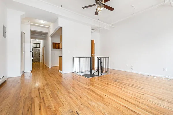 Rented by Brick&Mortar | media 12