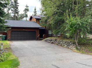 19724 Ivy Home Cir, Eagle River, AK 99577