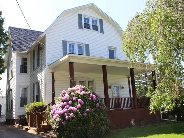 573 Prospect St, Troy, PA 16947