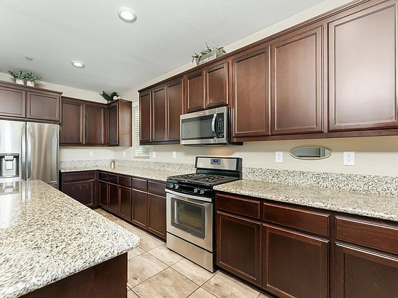 2nd image of 625 Guild Rd