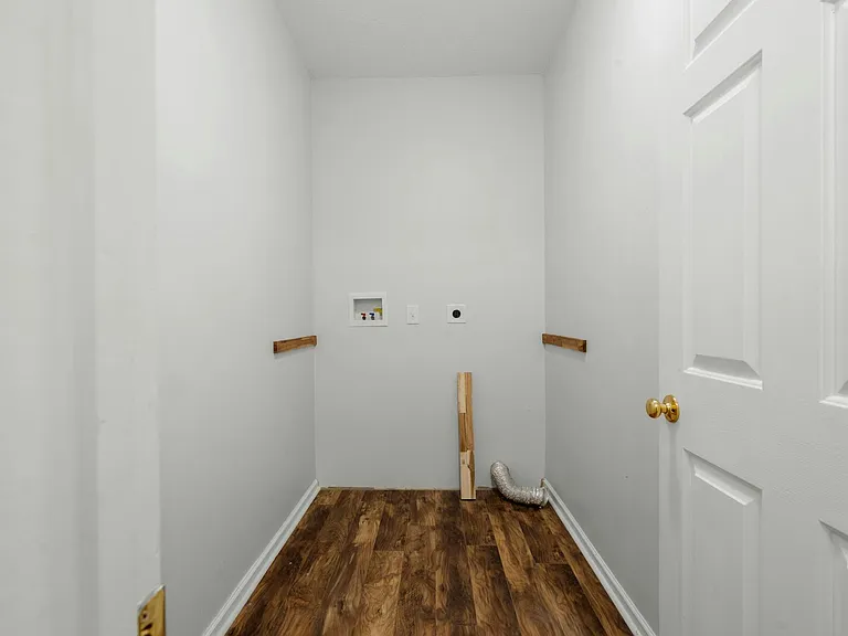 3510 King Edward Way — Photo 13