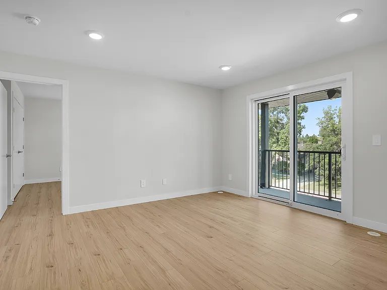 2670 Rosewood Dr — Photo 16