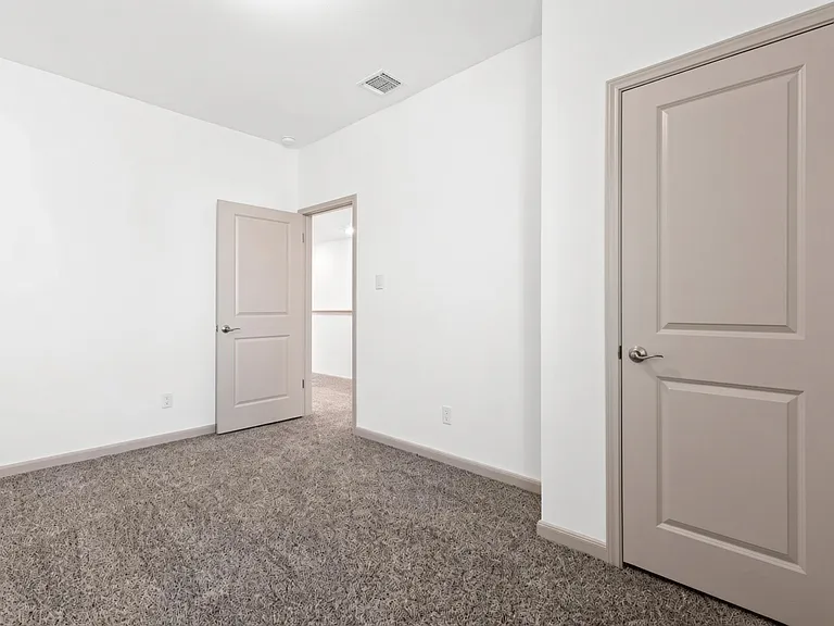 7522 Gramercy Way #101 — Photo 5