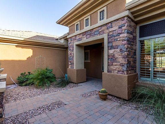 3rd image of 41924 N Club Pointe Dr
