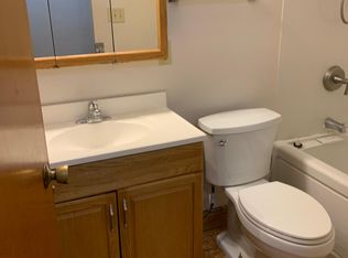 1994 Sedro St, Cuyahoga Falls, OH 44221