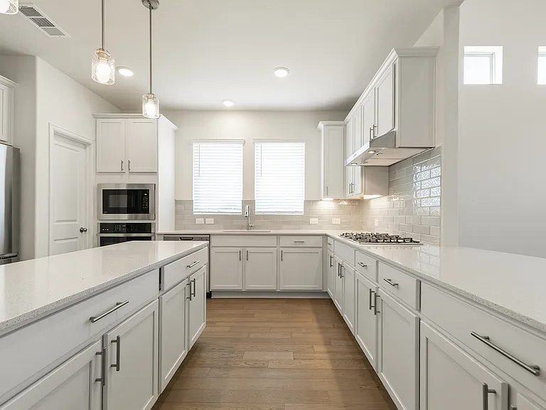 1424 Bettolo Dr — Photo 10