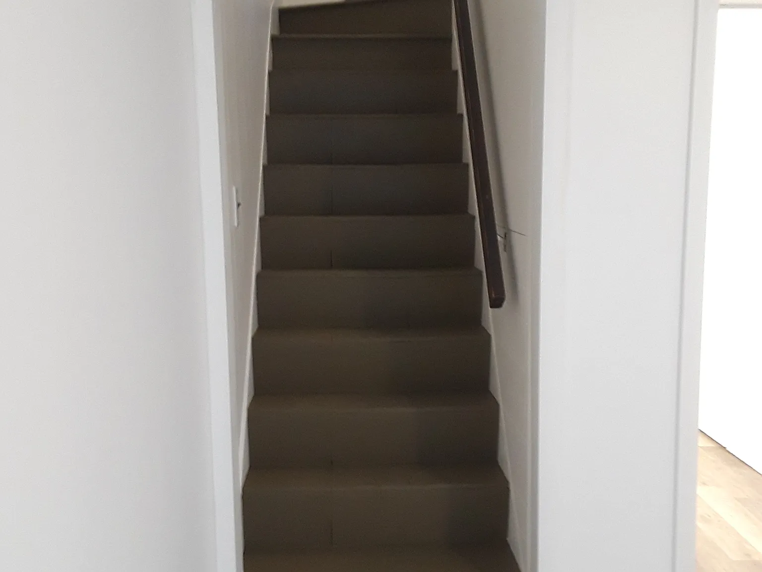 405 Wright Ct — Photo 4